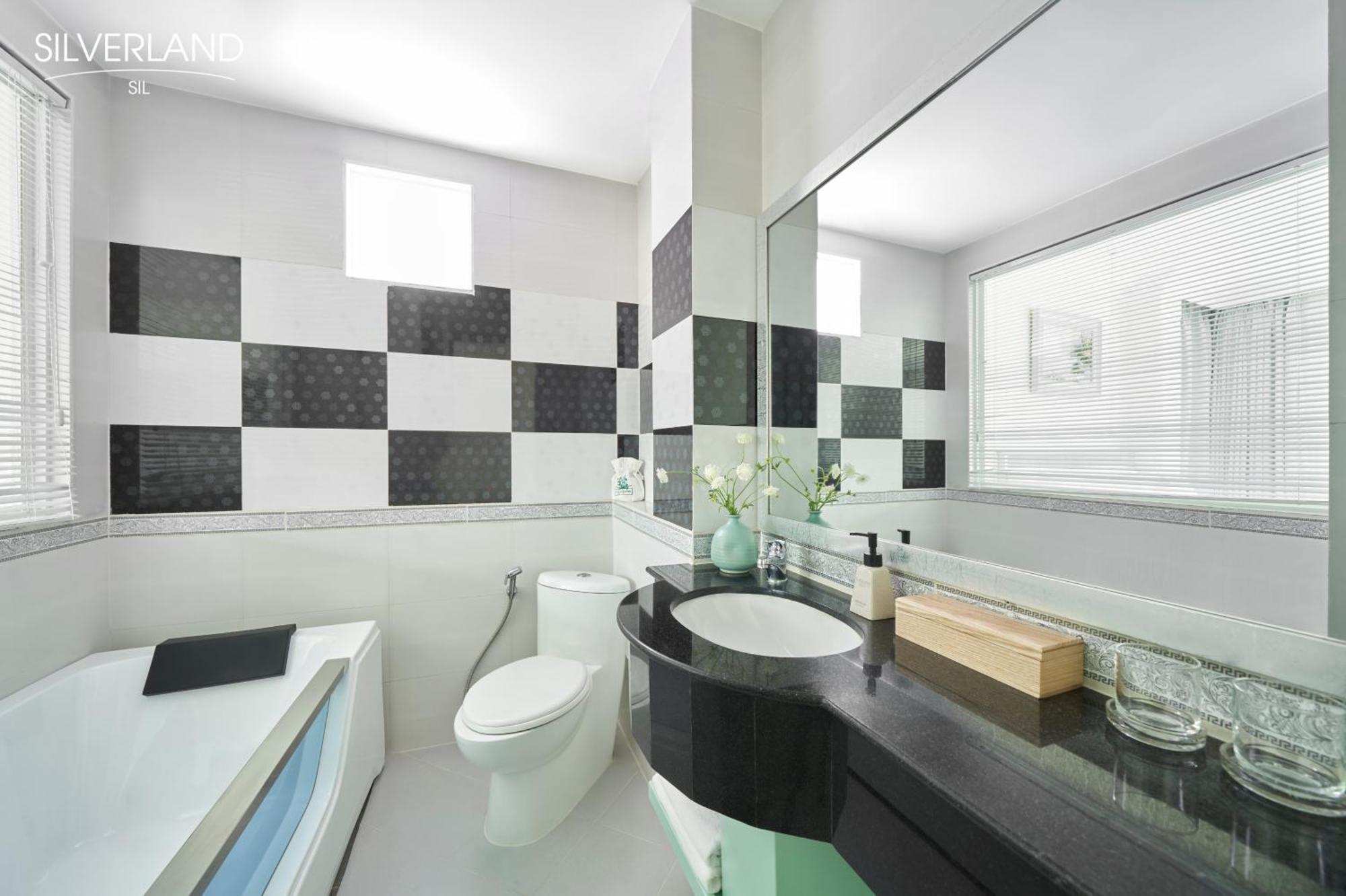 הו צ'י מין סיטי Silverland Sil Hotel מראה חיצוני תמונה